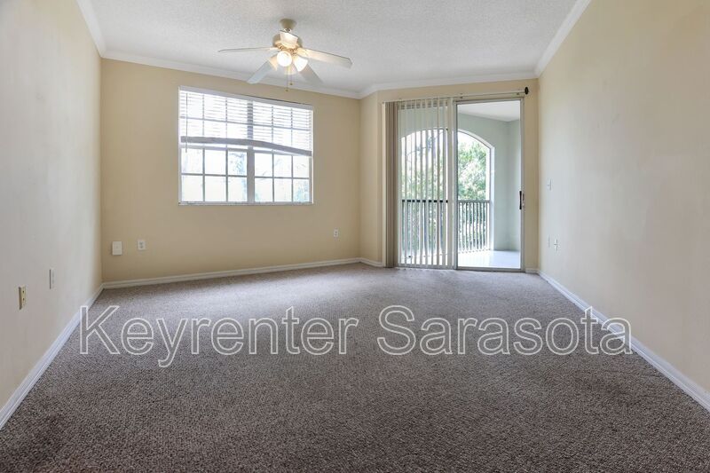 Sarasota House: 5500 Bentgrass Drive