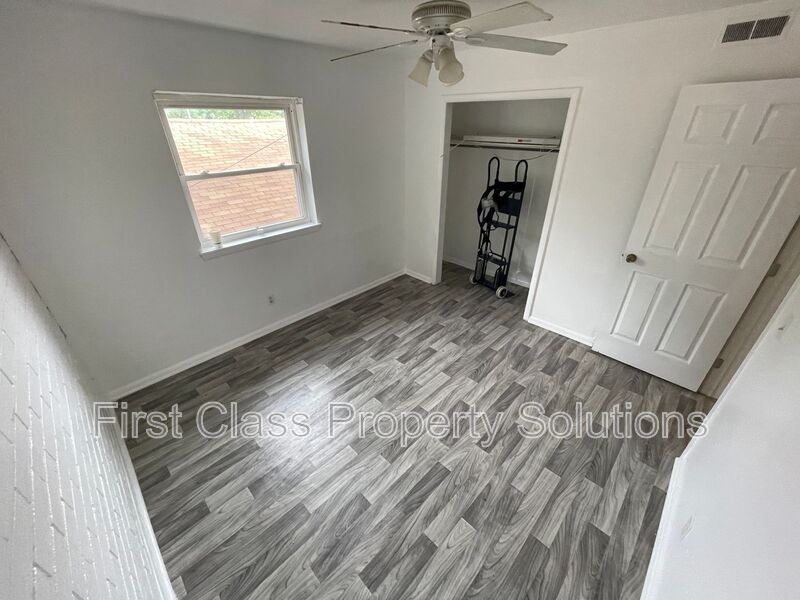 Oklahoma City House: 1731 NW 32nd St