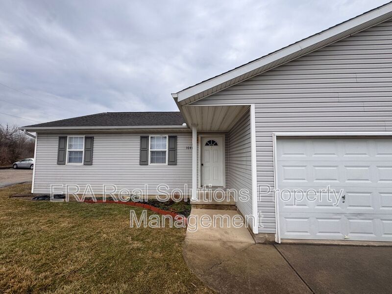 Hillsboro House: 1044 N West St.