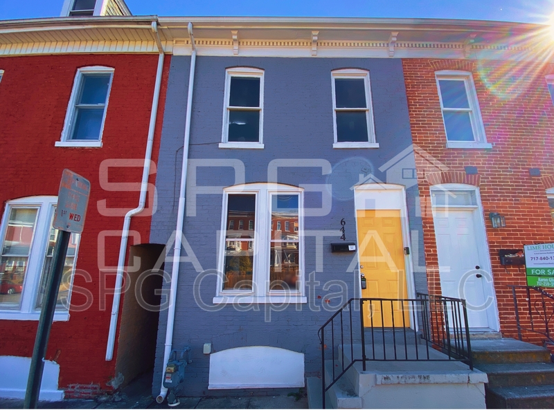 York House: 644 Salem Ave, York - 644