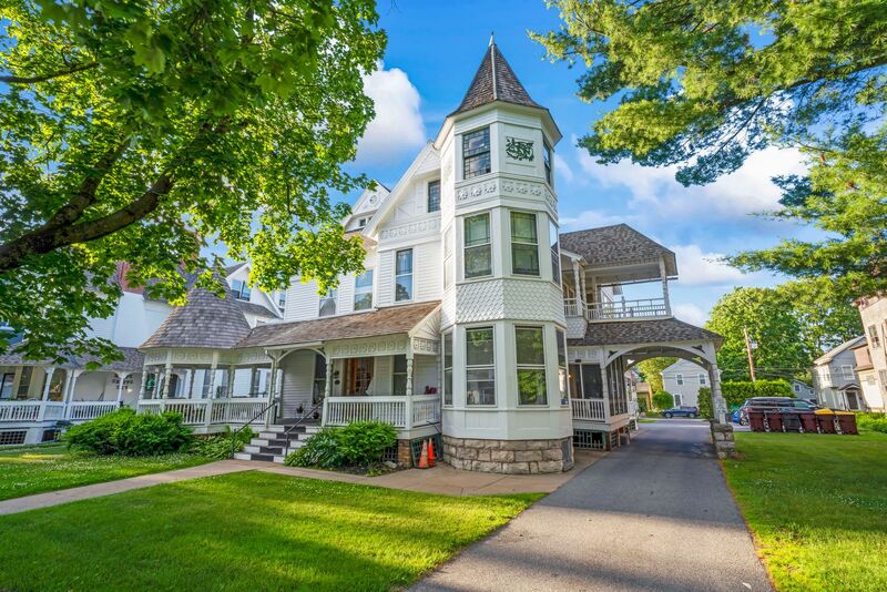 Saratoga Springs Condo: 107-2 Union Avenue