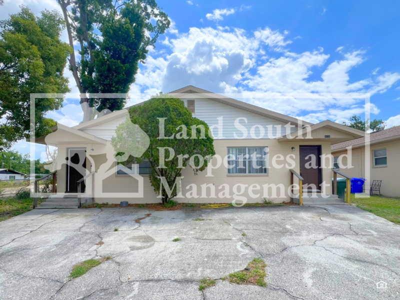 Lakeland House: 1105 Jewel Ave