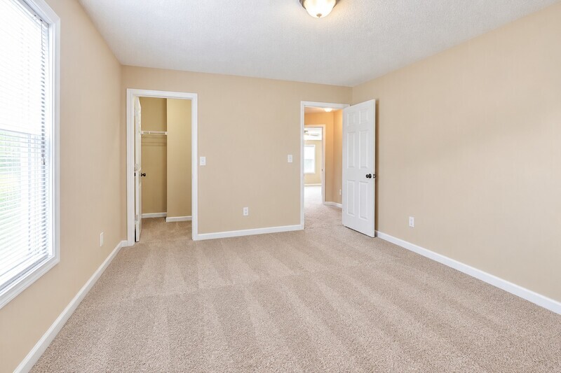 Main Rental Photo 17