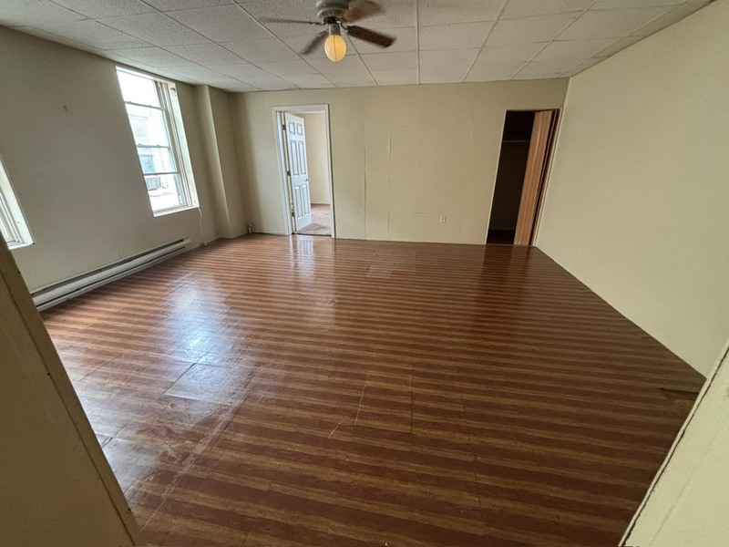 Washington Condo: 984 Jefferson Avenue - #6