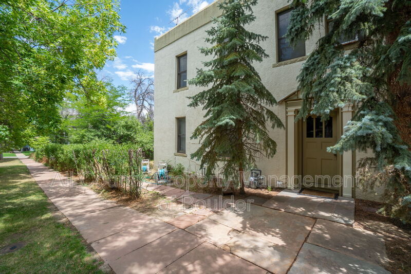 Main Rental Photo 6