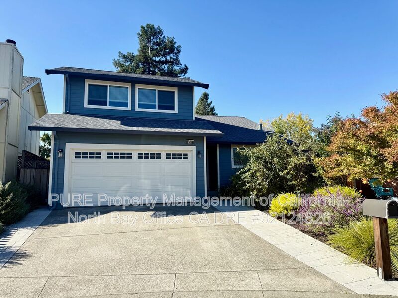 Rohnert Park House: 4321 Gloria Court