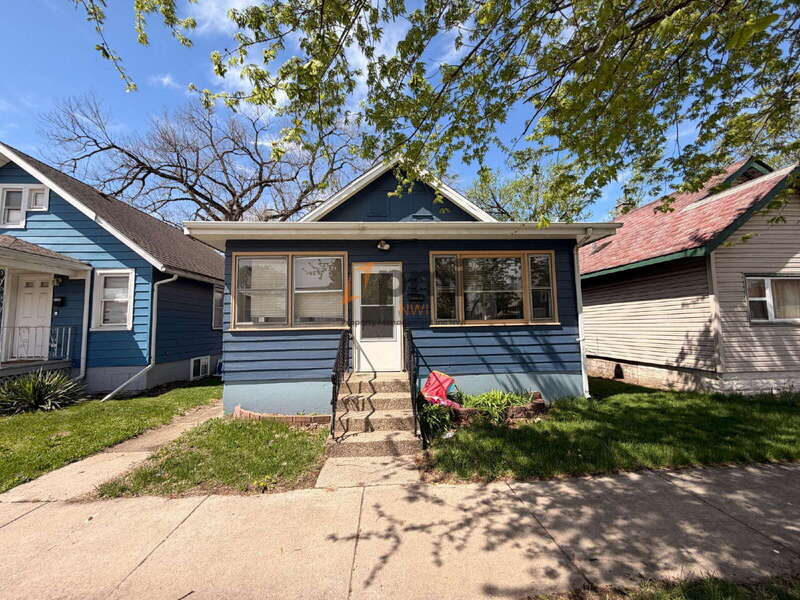 Hammond House: 6244 Madison Avenue