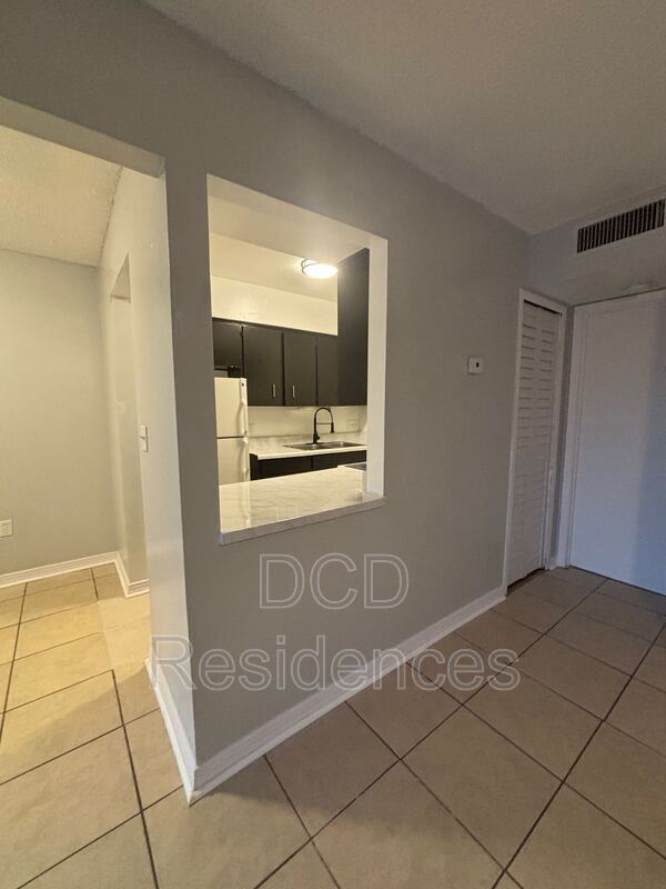 Sanford Condo: 3202 S. Orlando Dr.