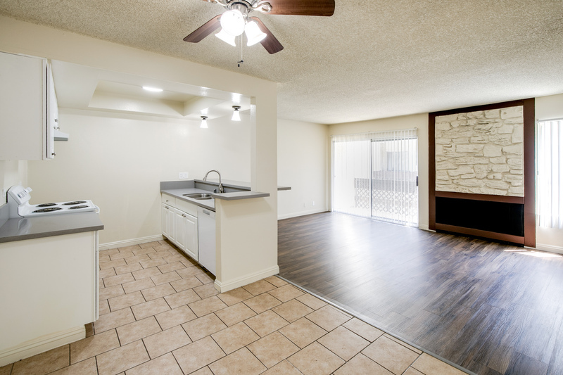 Los Angeles Condo: 451 S Harvard Blvd