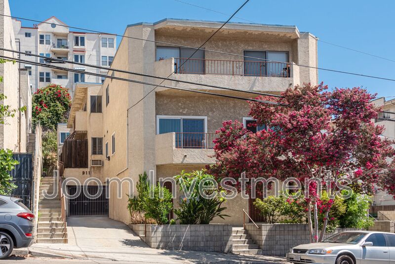 Los Angeles Condo: 911 W College St Apt 2