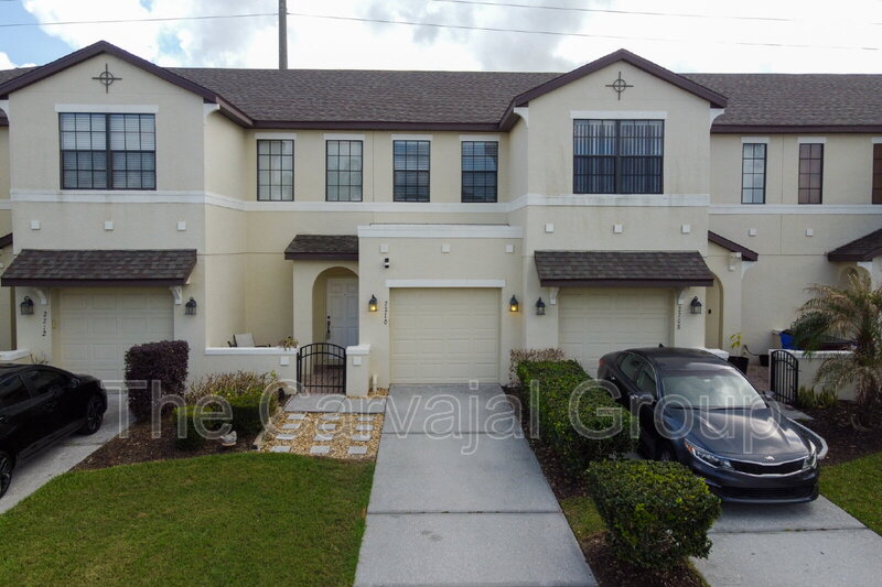 St. Cloud Townhome: 2210 Seven Oaks Dr