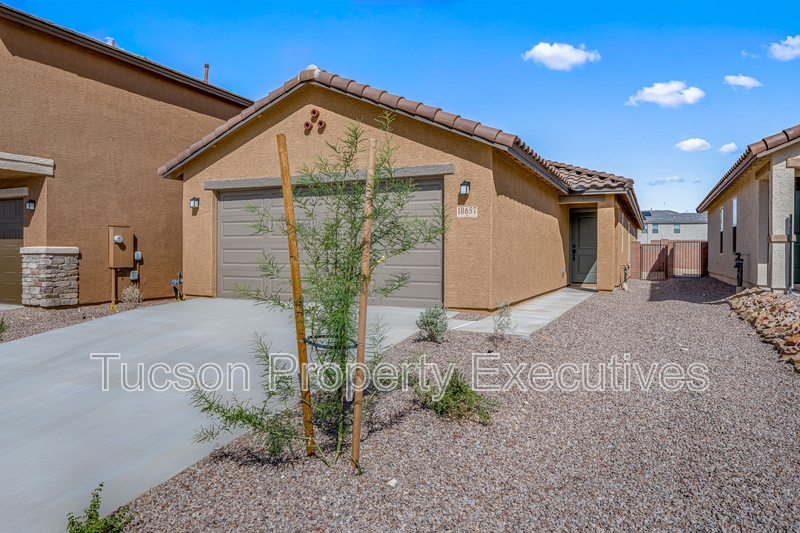 Vail House: 10657 South Astraia Drive
