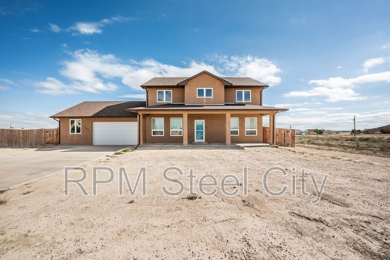 Pueblo West House: 868 E Sandusky Dr