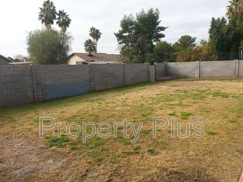Chandler House: 1411 W Chilton St