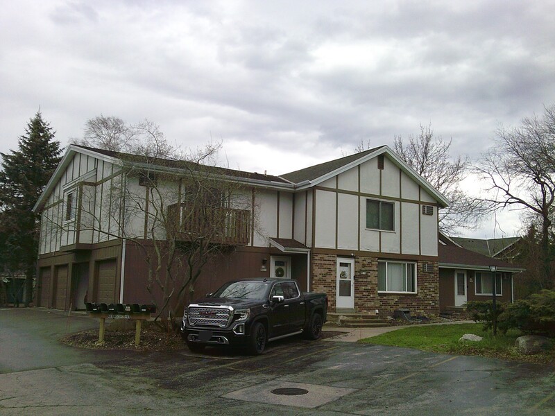 Cedarburg House: N18 W5391 Pierce Ct.