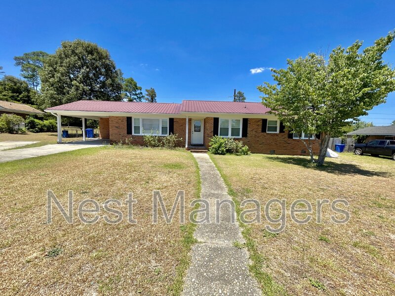 Fayetteville House: 621 Welsh Place