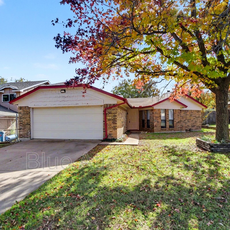 Fort Worth House: 1009 West Hills Terrace