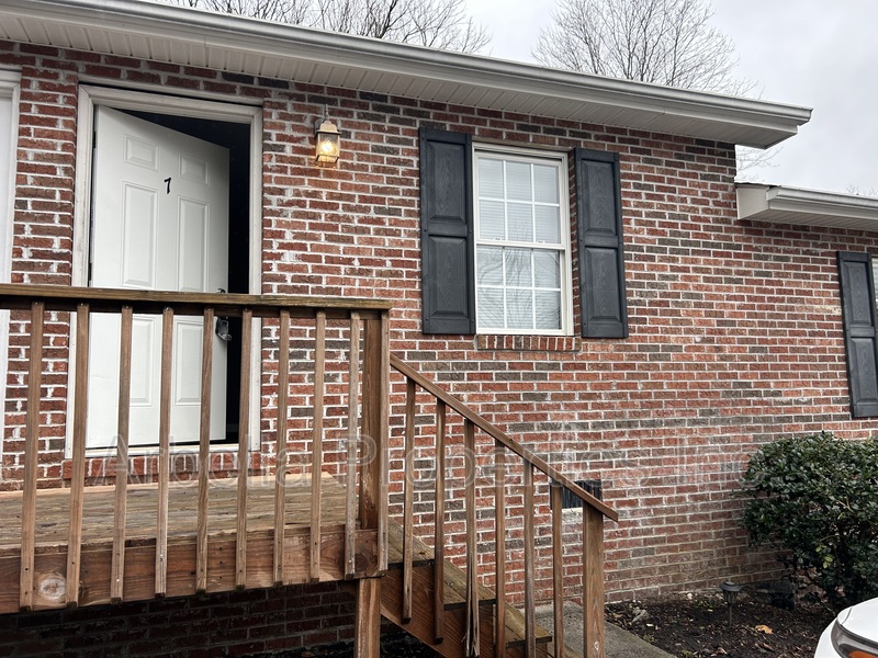 Johnson City Condo: 1909 Cherokee Rd