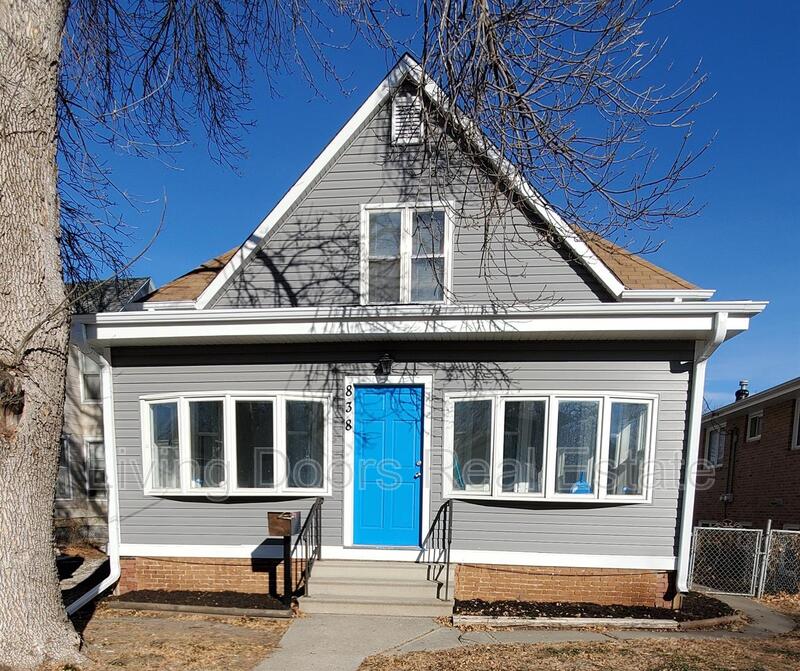 Lincoln House: 838 F St