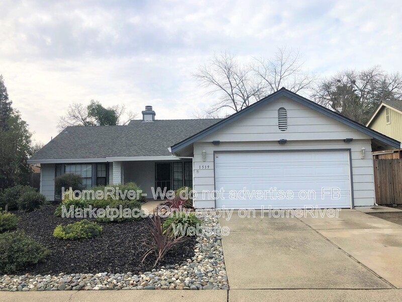 Roseville House: 1519 Pine Valley Circle