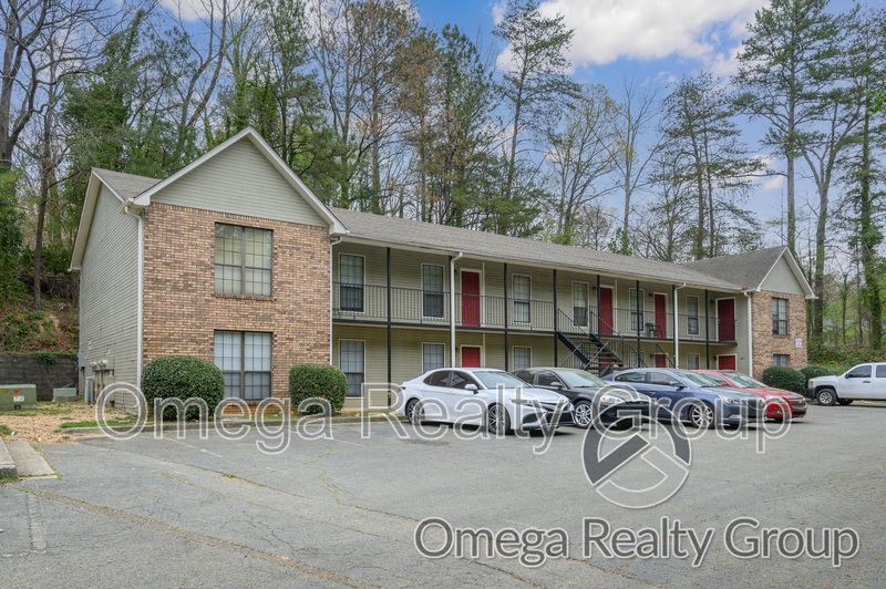 Birmingham Condo: 1801 Carson Rd