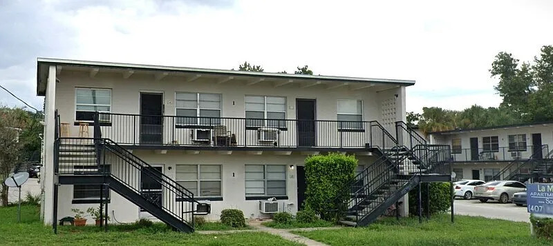 Orlando Condo: 5261 Alhambra Drive