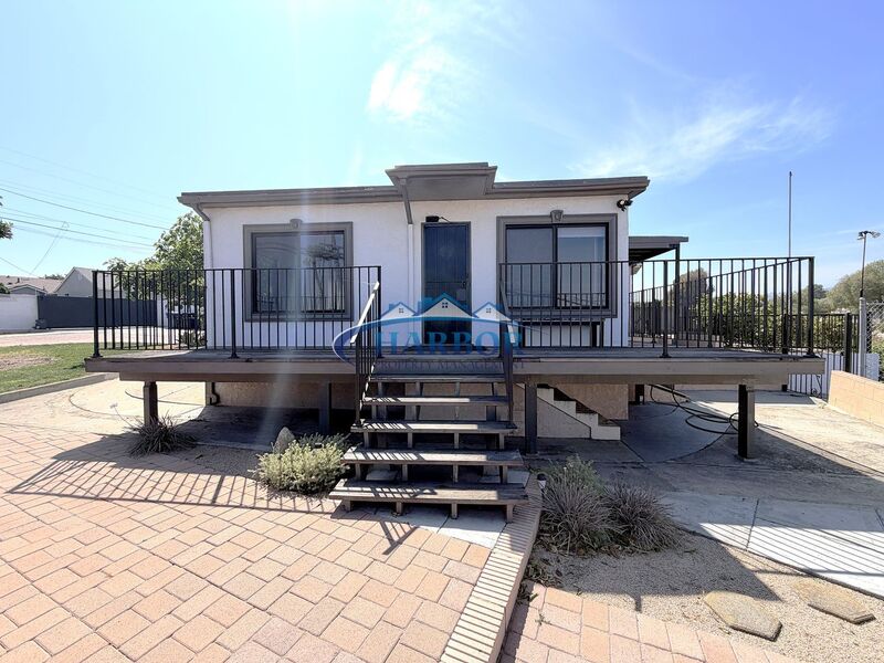 San Pedro House: 827 W. 22nd Street