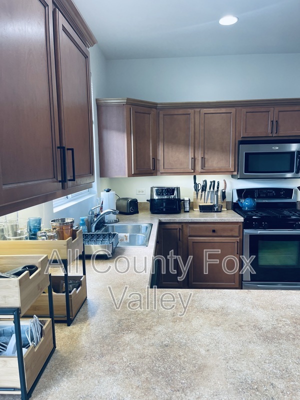 Main Rental Photo 12