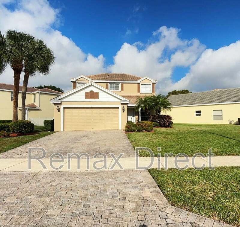 royal palm beach House: 113 Canterbury Place