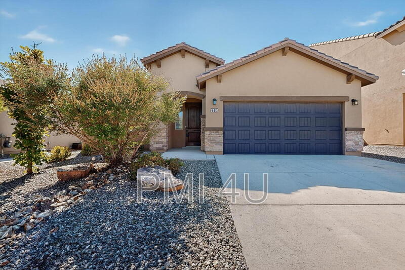 Rio Rancho House: 7110 Overview Rd NE