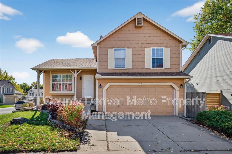 Broomfield House: 306 Mulberry Circle