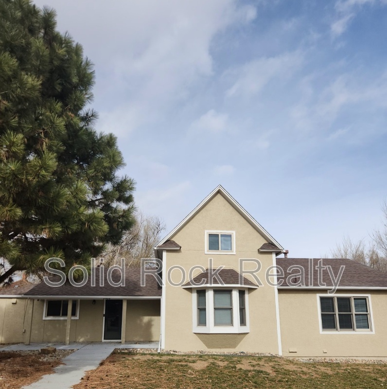 Colorado Springs House: 2506 Broadway Street