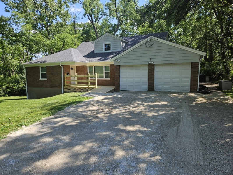 Cincinnati House: 3231 Alpine Place