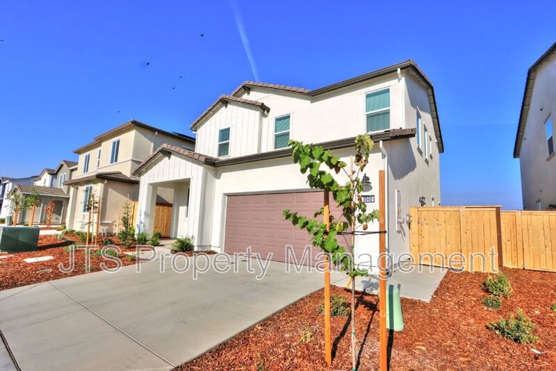 Roseville House: 3040 Leap Frog Loop