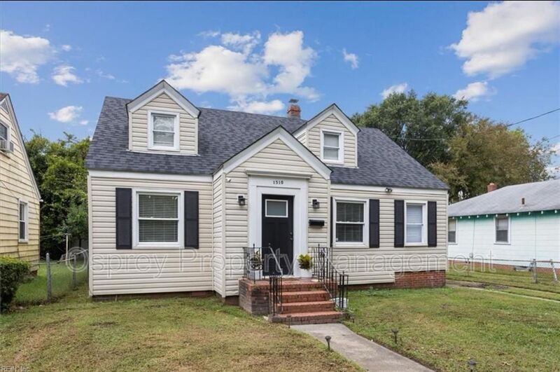 Welcome to this recently renovated 4-bedroom, 2-bathroom! 
