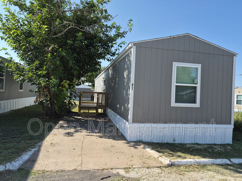 San Angelo House: 2501 Martin Luther King Drive