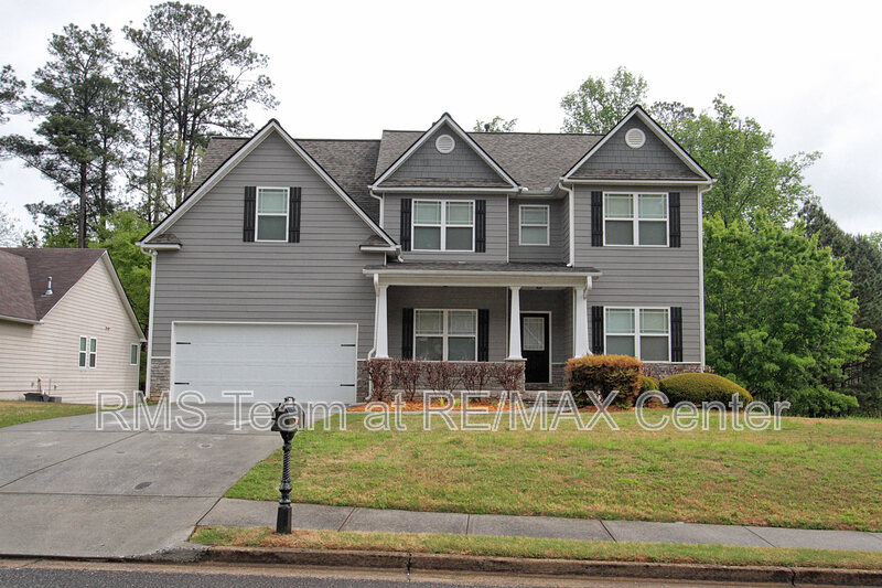 Lawrenceville House: 728 Castle Top Ct