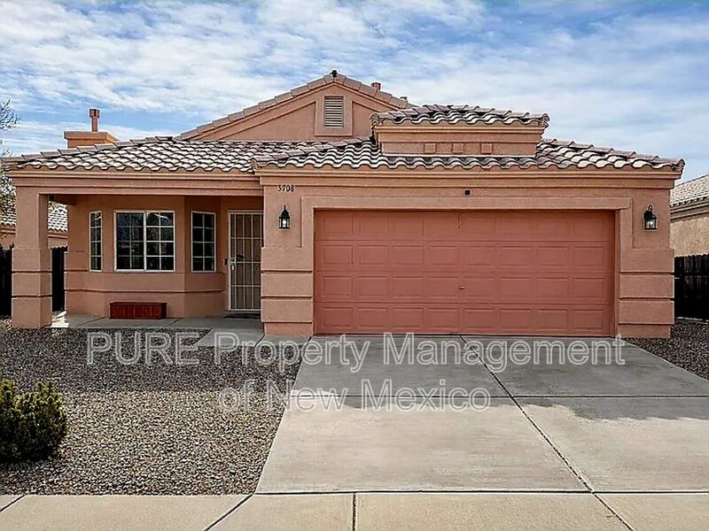 Albuquerque House: 5908 Taurus Ave NW