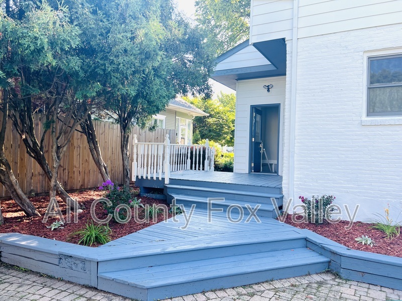 Main image for 552 Orange Street
