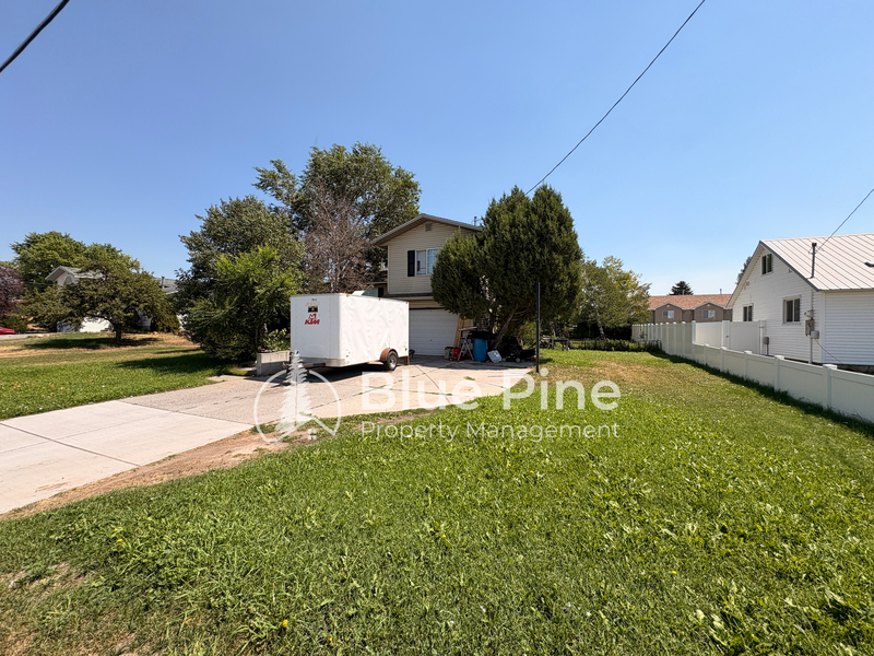 Rexburg House: 635 South 5th Street West