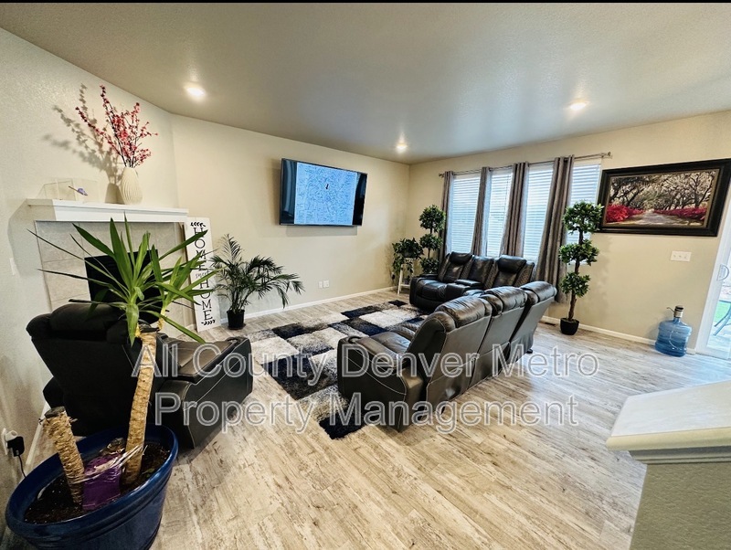 Main image for 9342 Salida St