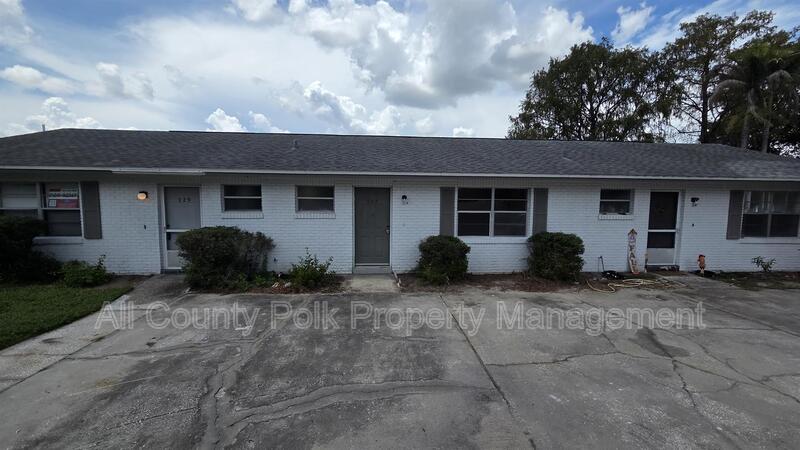 Lake Alfred Condo: 927 S Buena Vista Dr