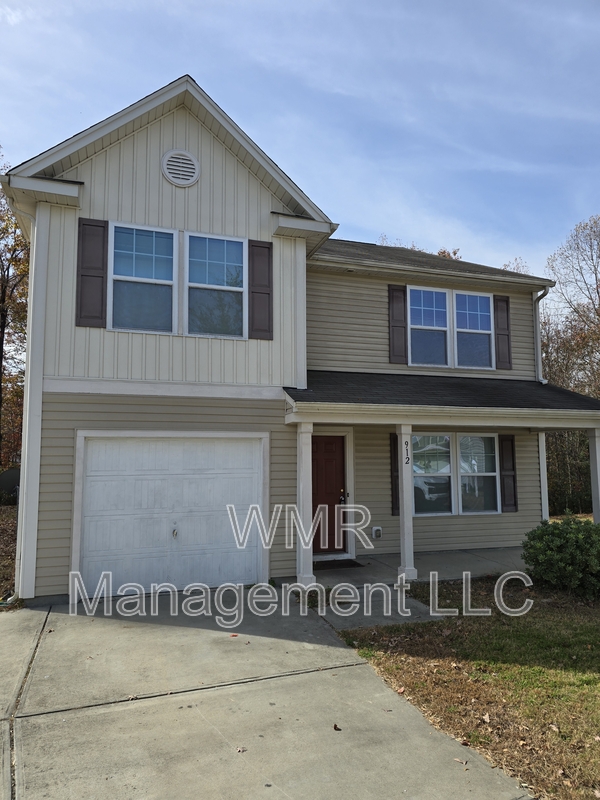 Gastonia House: 912 Sherman Street