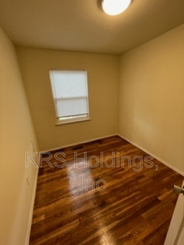 Richmond Townhome: 1706 Carlisle Ave