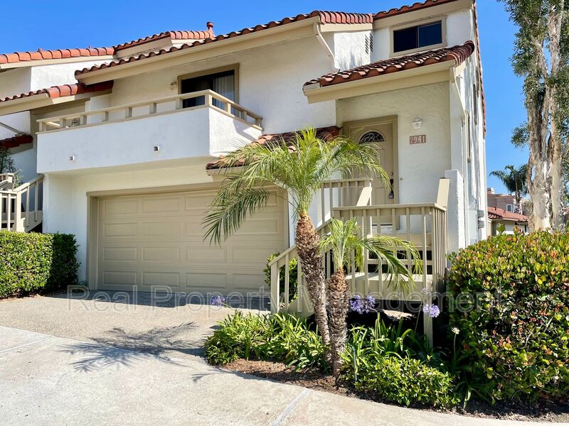 Carlsbad Townhome: 2941 Corte Diana