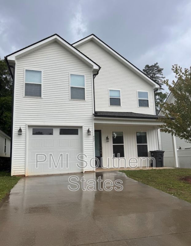 Travelers Rest House: 407 Albus Drive