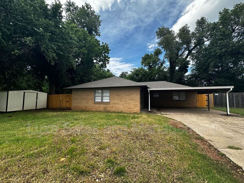 Yukon House: 503 Turtle Creek Drive