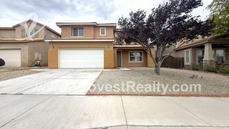Hesperia House: 8832 Palo Alto Ave.