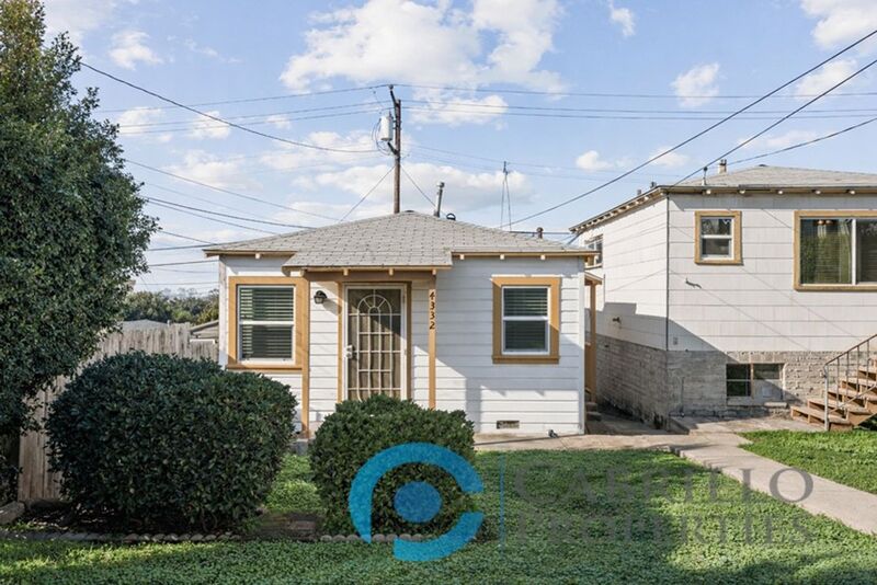 San Diego House: 4332 Cleveland Ave