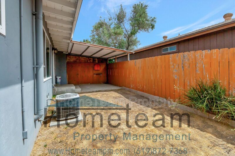 3 BR / 1 BA 885 Sq ft. San Diego/ Duplex ***500.00 off move in special *** - Photo 27